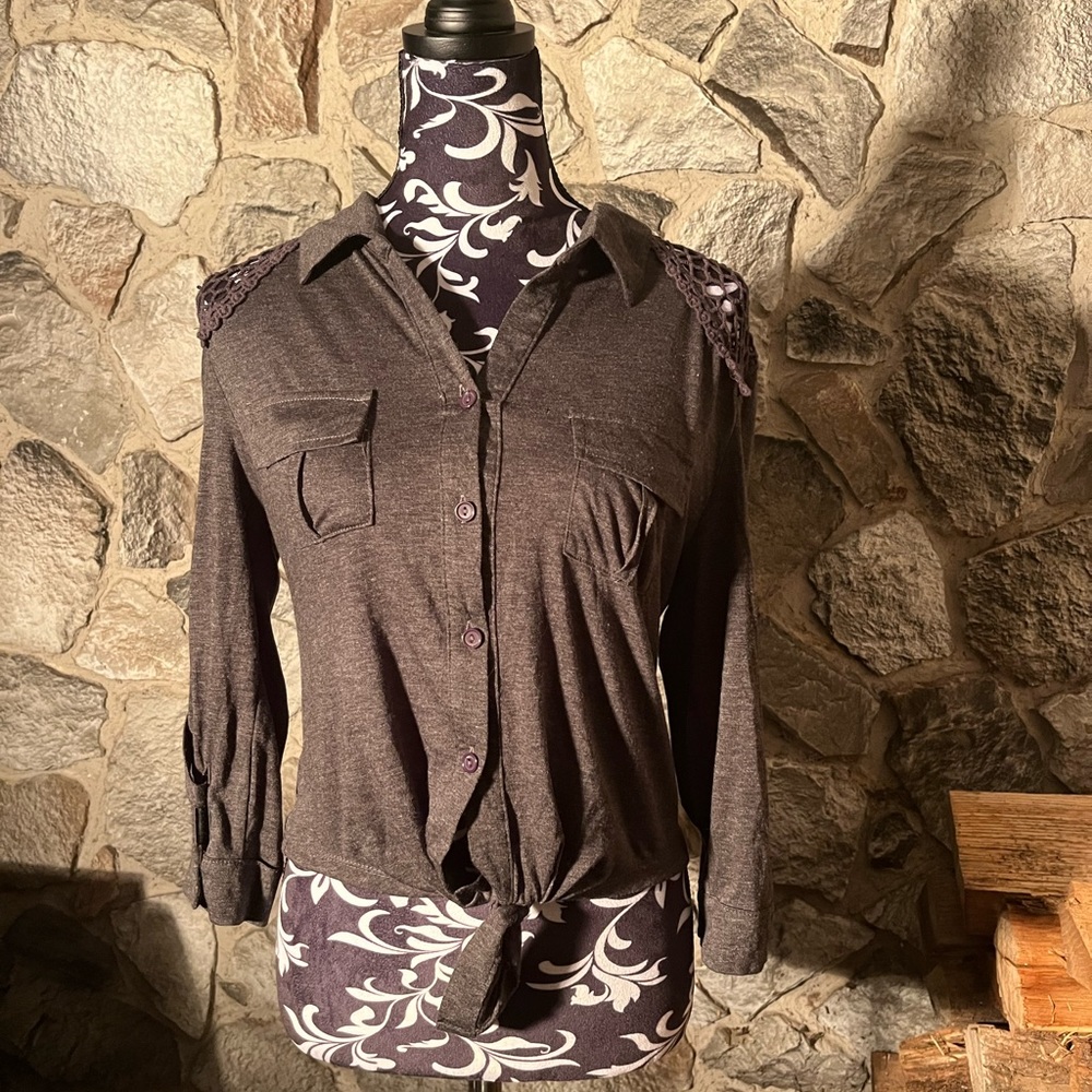 Delia*s Long Sleeve Top L